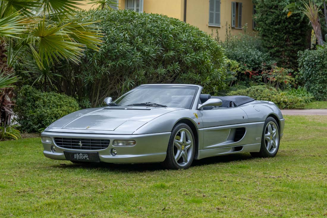 Classic cars FERRARI F355 Spider for sale