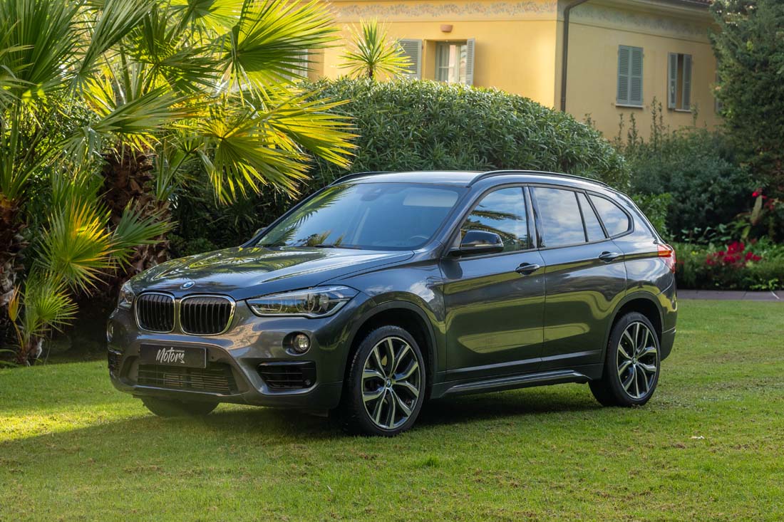 Classic cars BMW X1 sDrive 2.0i Sport Line for sale