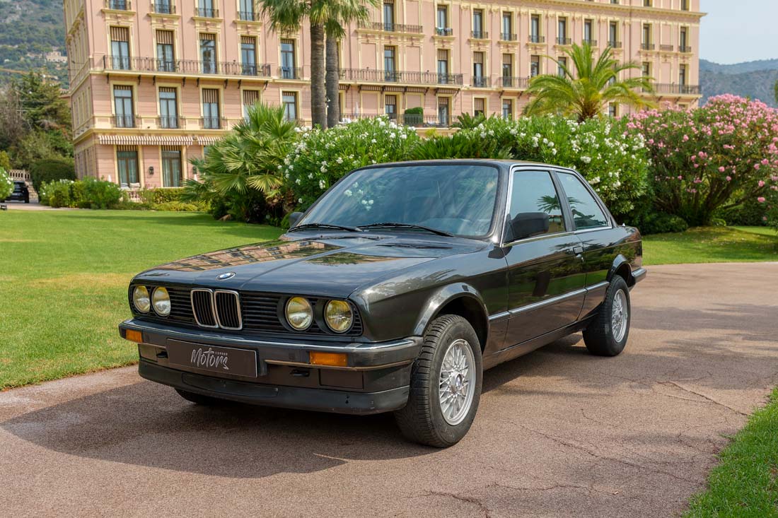 Classic cars BMW S&eacute;rie 3 E30 Coup&eacute; 316 1er Main for sale