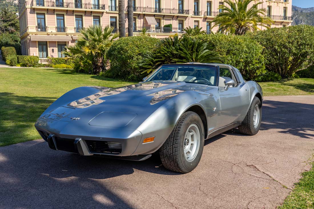 Classic cars CHEVROLET Corvette C3 L-82 350ci for sale