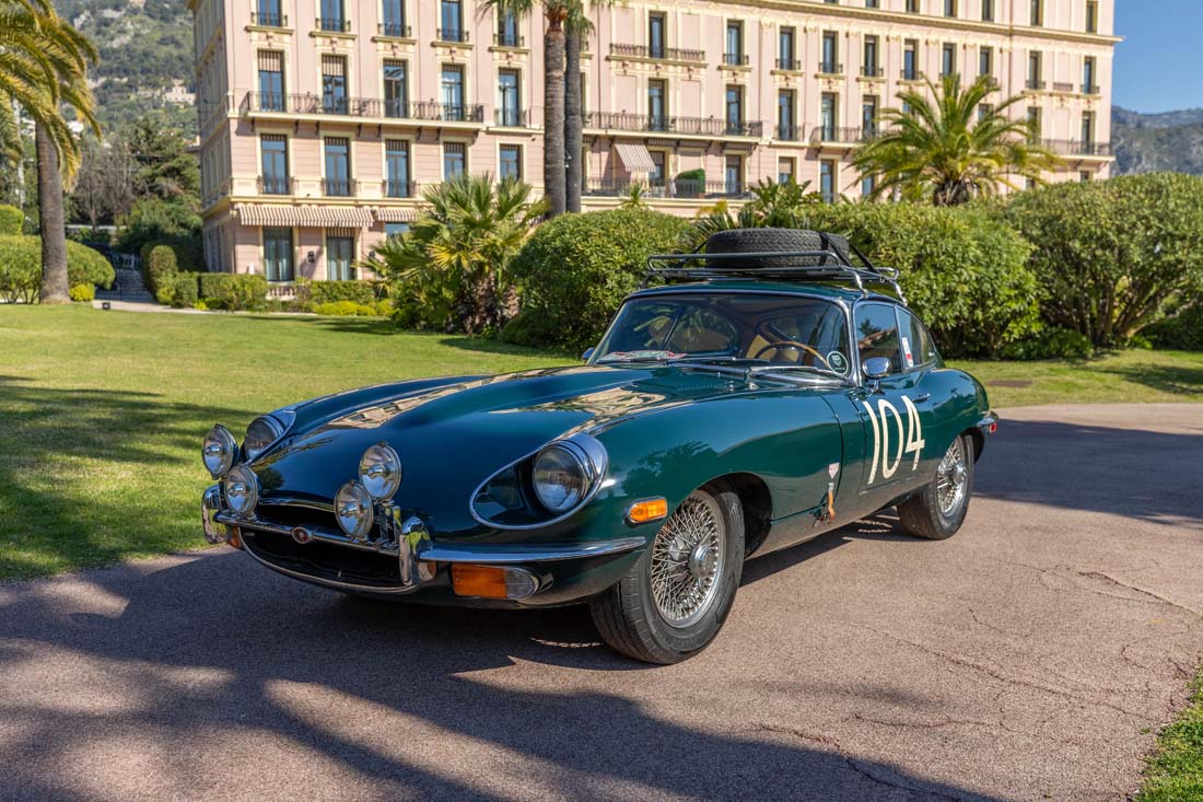 Classic cars JAGUAR Type E Coup&eacute; 4.2 for sale
