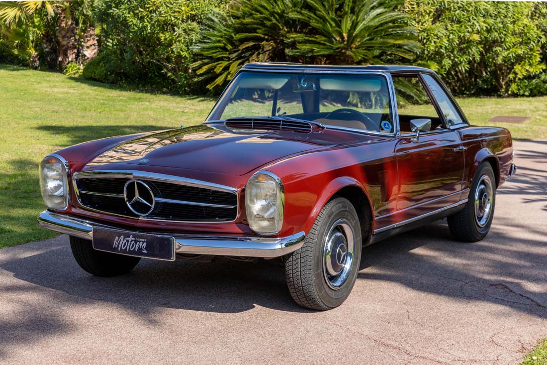 Classic cars MERCEDES-BENZ 250 SL Pagode W113 for sale
