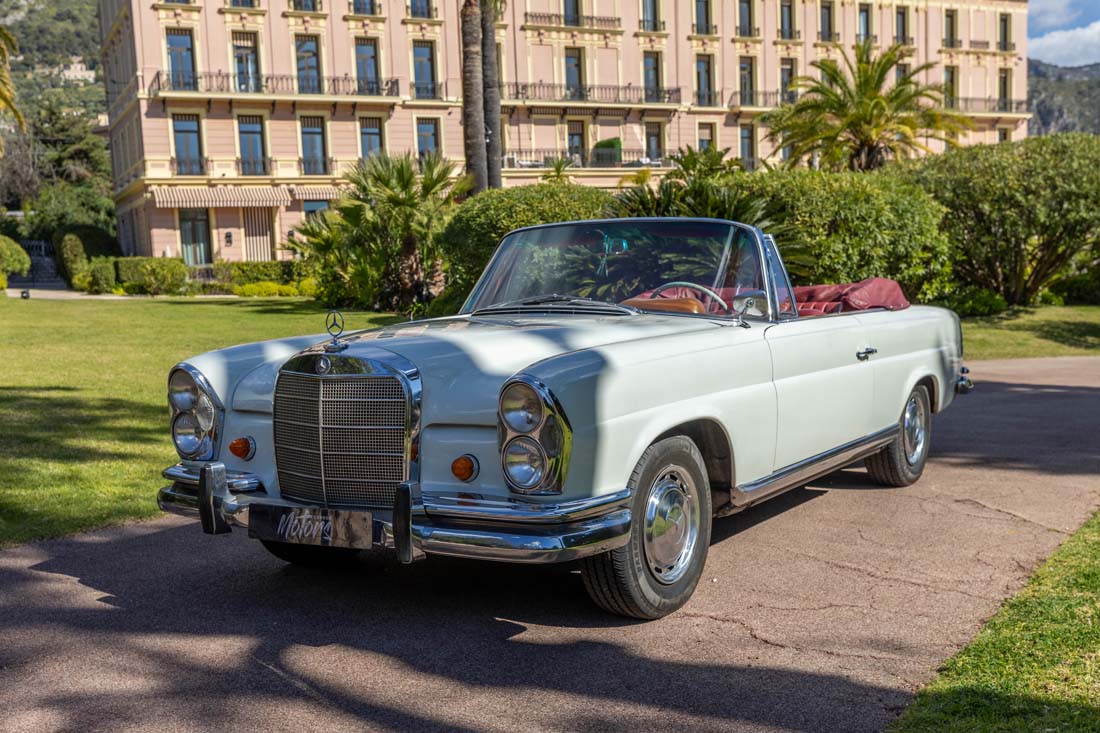Classic cars MERCEDES-BENZ 220 SE Cabriolet W111 for sale