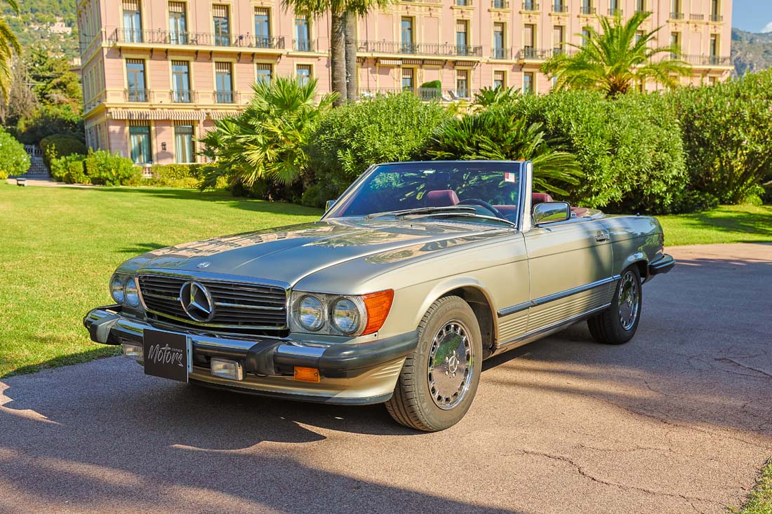 Classic cars MERCEDES-BENZ 560 SL for sale