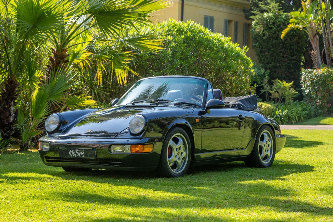 Classic cars PORSCHE 964 Carrera 4 250cv Cabriolet for sale